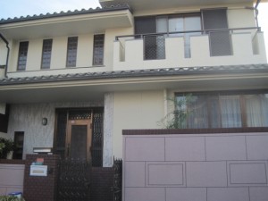 048 (2)