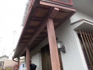 塗替え前(玄関ヒサシ)