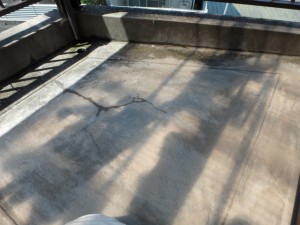 ベランダ床塗装前