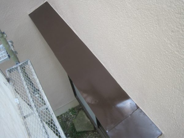 庇の塗装