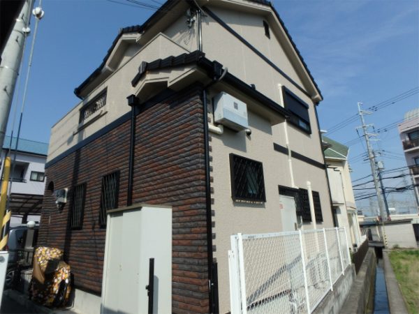 河内長野市の外壁塗装の後の家