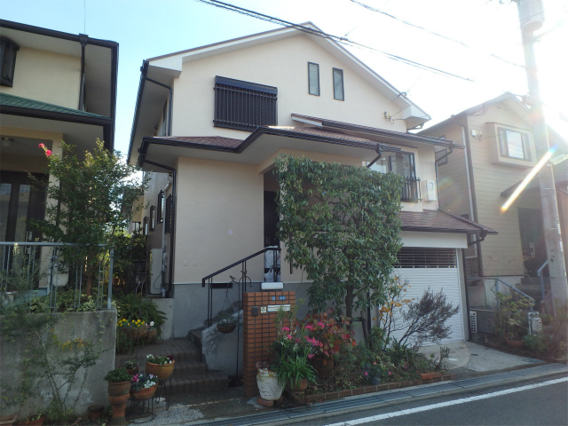 富田林市の塗装工事完成の家
