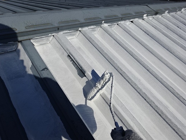 パナホームの折半屋根塗装