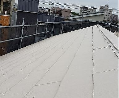スレート屋根遮熱シリコン塗装完了