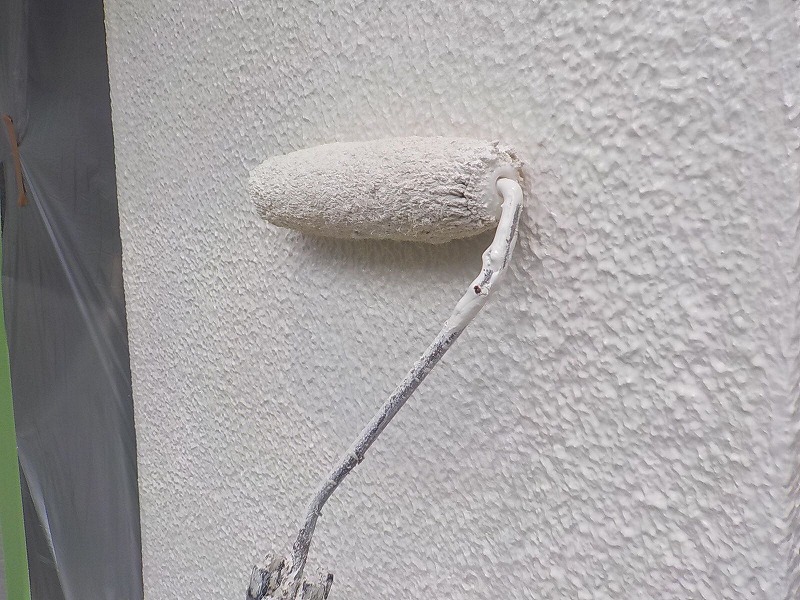 外壁の上塗り