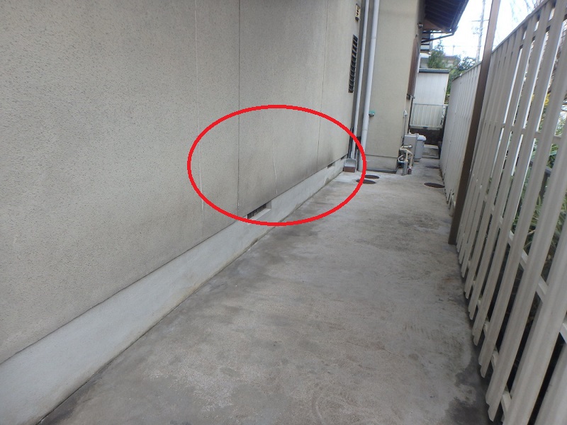 河内長野市にて外壁塗装と瓦屋根漆喰補修で住宅リフォーム　防水性アップ　カビが発生