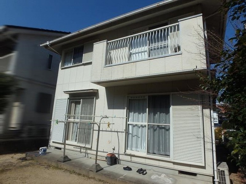 堺市南区の塗装工事の相談を受けた戸建ての賃貸住宅