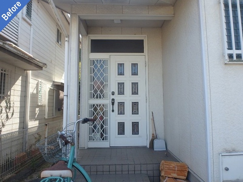 堺市南区の外壁塗装前の積水ハウス施工の玄関