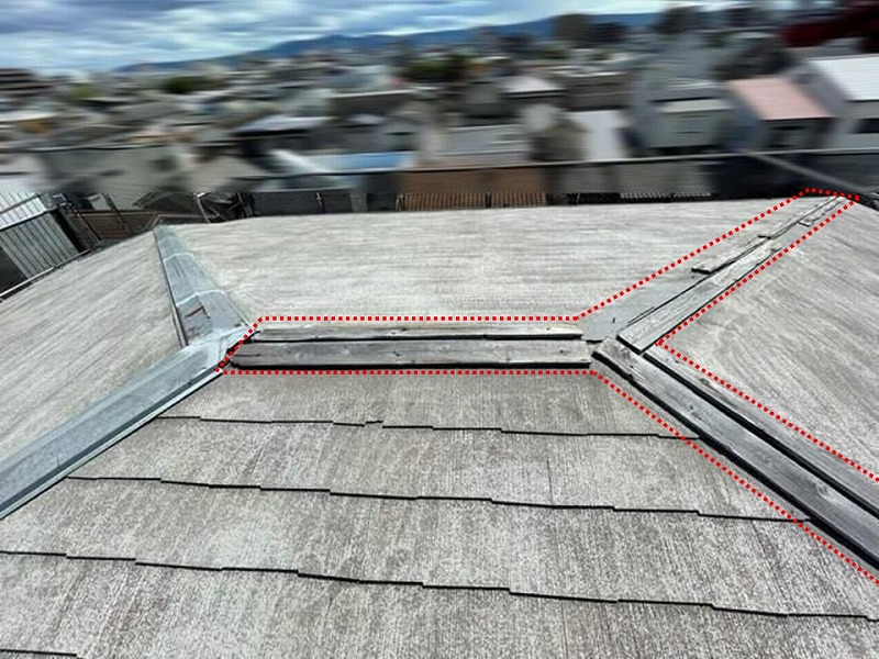 貫板がなくなった屋根