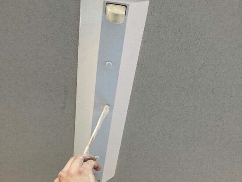 蛍光反射灯の塗装