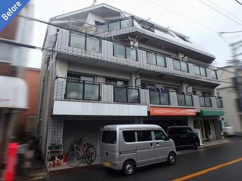 大阪市東住吉区の外壁塗装前のマンション正面
