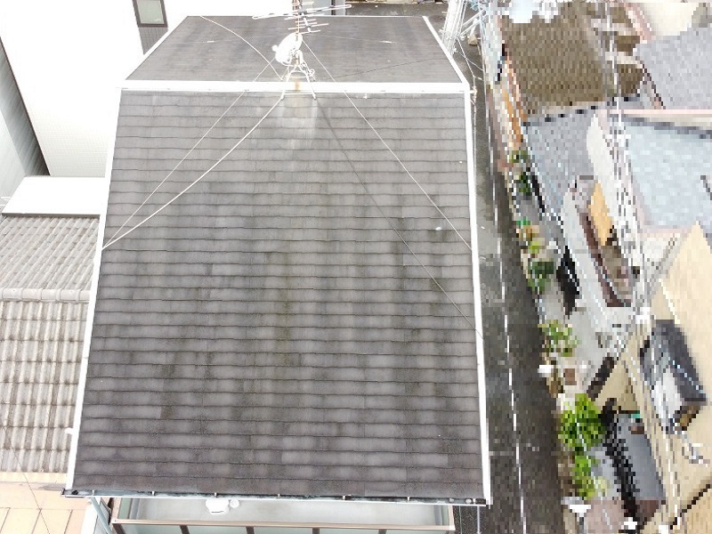大阪市にてスレートの屋根塗装を実施！かかった費用は約12万円　施工前