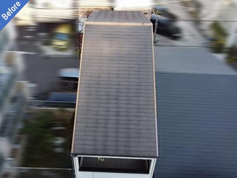 大阪市東成区の雨漏りしている屋根の全景