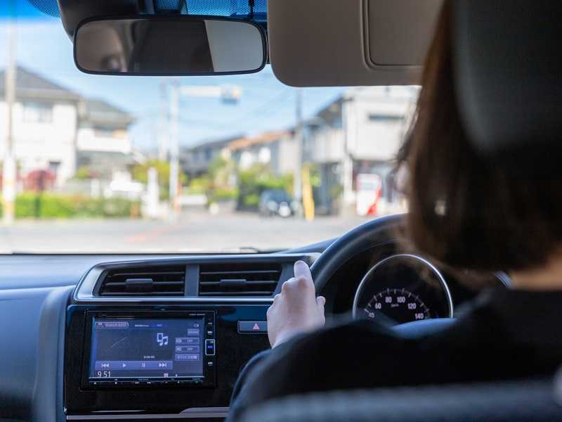 足場の仮設や撤去の時、車などは移動したほうがいい？外壁塗装の足場