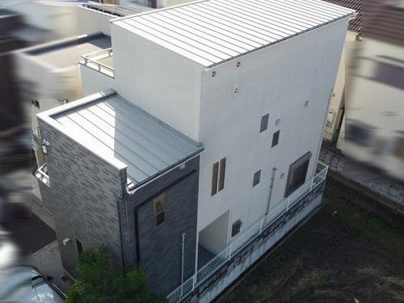 八尾市の3階建て戸建て住宅