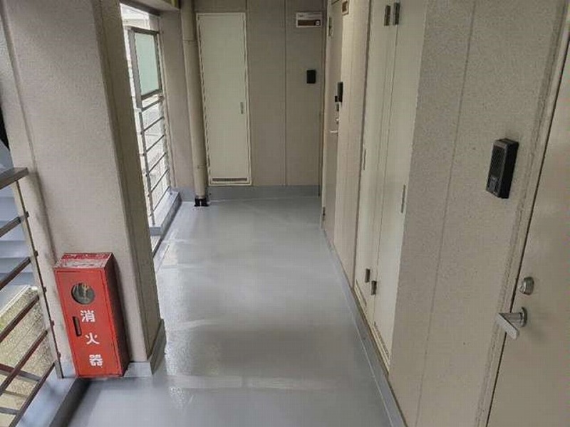 東大阪市のマンション共用部の塗装工事完了
