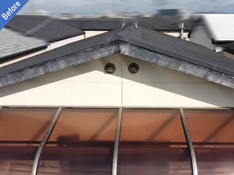 塗装工事前の破風と屋根