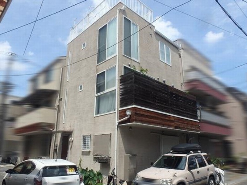 大阪市旭区の雨漏りのある戸建て住宅