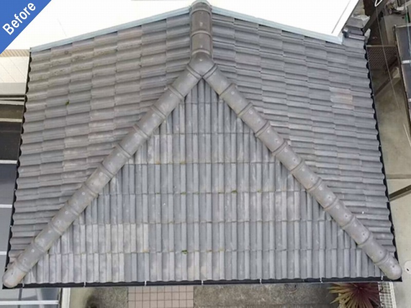 屋根塗装前のモニエル瓦の下屋根