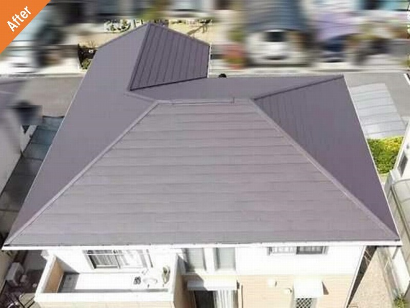 生駒市のガルバリウム鋼板へ屋根カバー工法後の大和ハウスの屋根