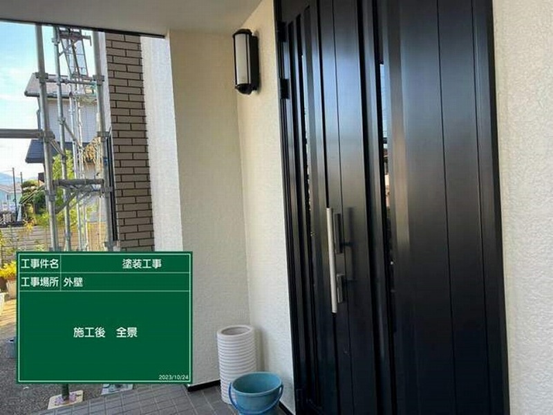 塗装後の玄関廻り