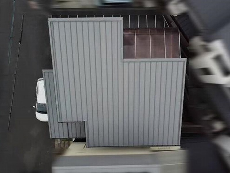 屋根のドローン点検