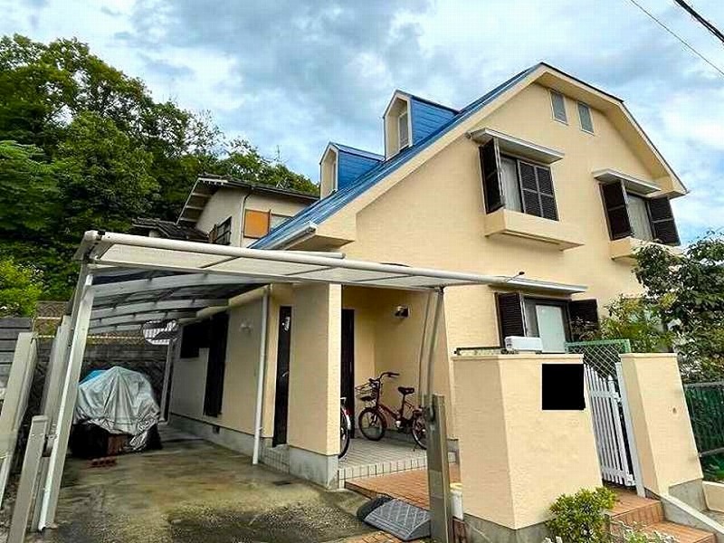 人気ベージュ色KP-337で外壁塗装をした事例1