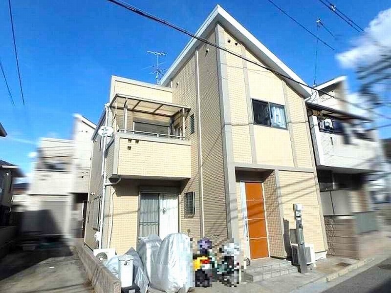 人気ベージュ色KP-357で外壁塗装をした事例