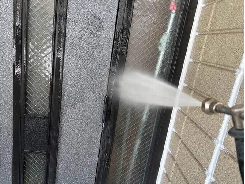 玄関廻りの高圧洗浄