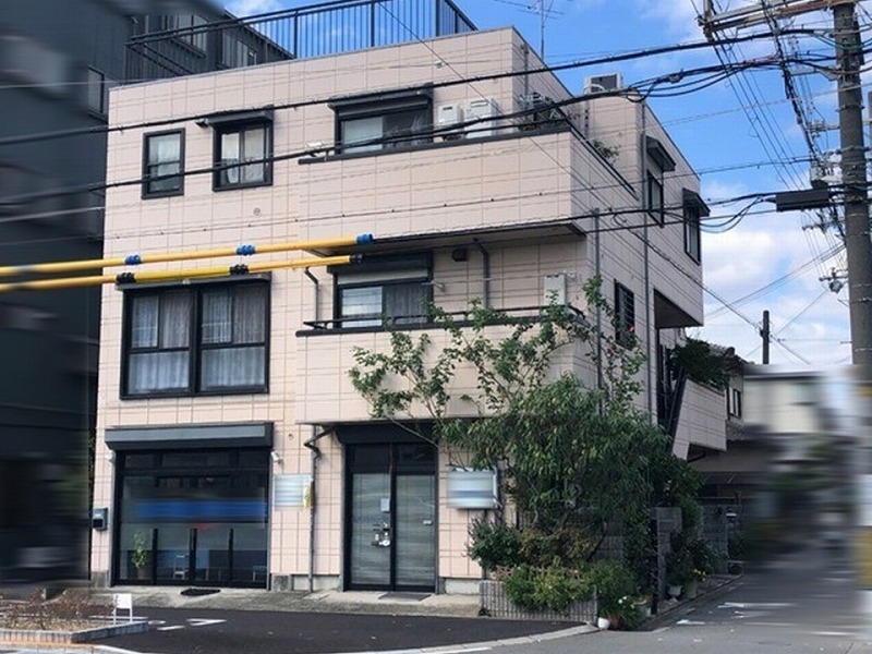吹田市の旭化成ヘーベルハウスの3階建て住宅