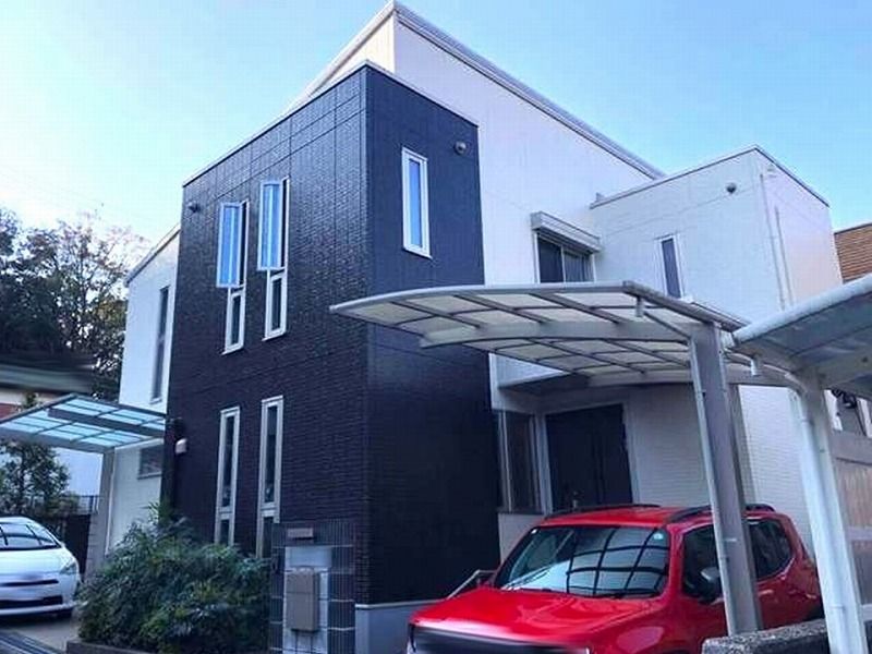 無機塗料はカビ・苔・汚れなどが付きにくく親水性が高い。DCウォール