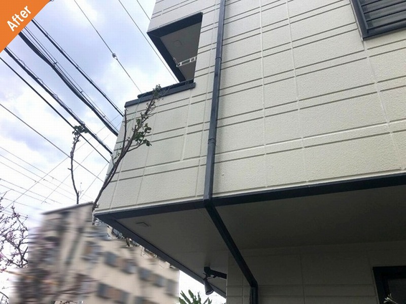 外壁塗装後の軒天と雨樋