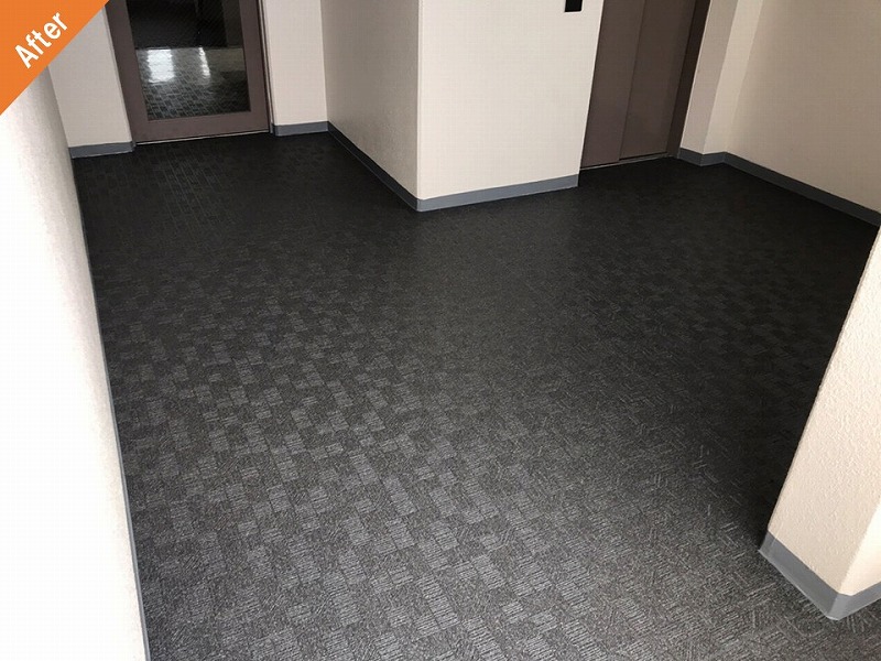 長尺シート張り替え後のマンション共用部