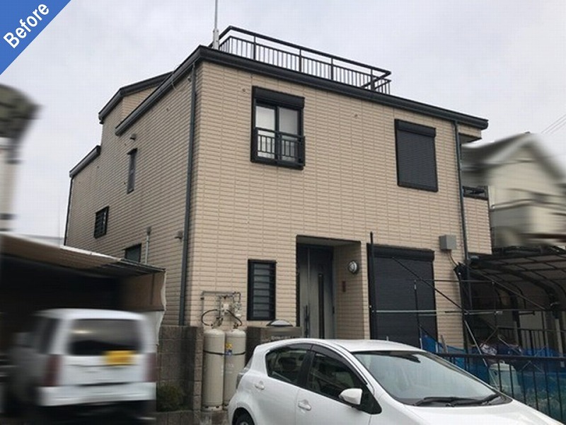 外壁塗装前の多彩模様で仕上げの旭化成ヘーベルハウスの住宅
