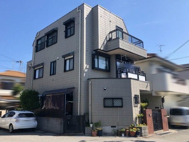 兵庫県伊丹市の旭化成ヘーベルハウスの住宅