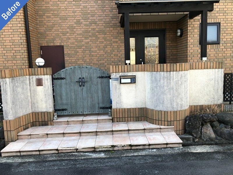 塗装前の塀