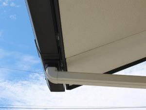 ガルバリウム鋼板の雨樋