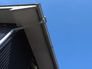 合成樹脂の雨樋