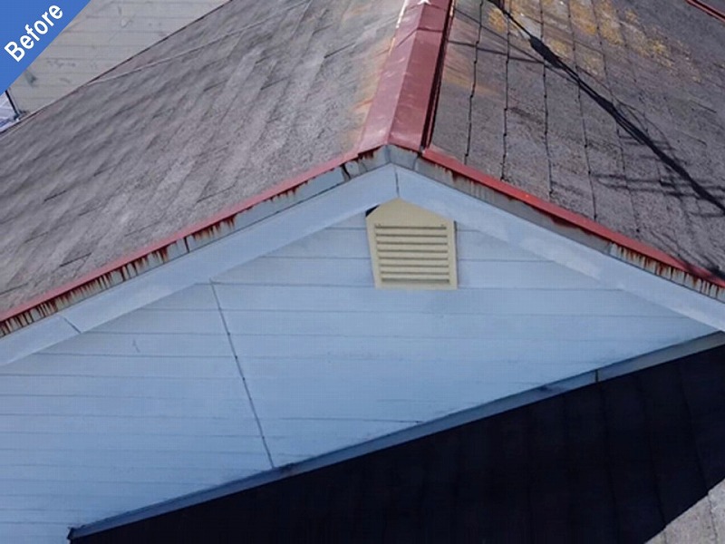 板金交換前の屋根