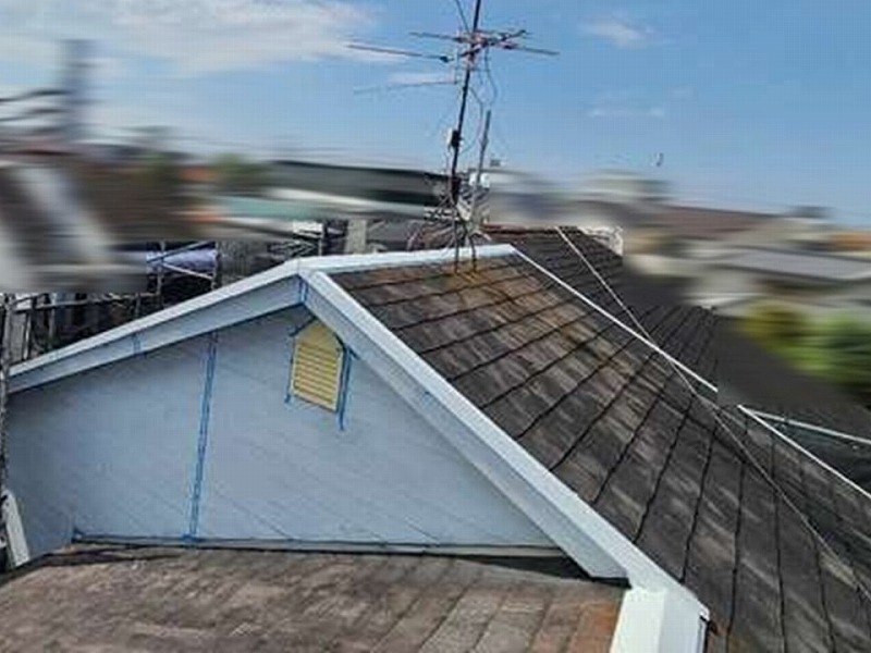 ケラバ板金設置完了