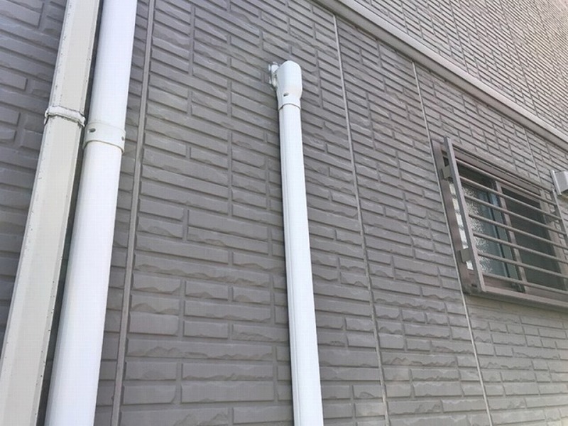 雨樋とスリムダクトの調査