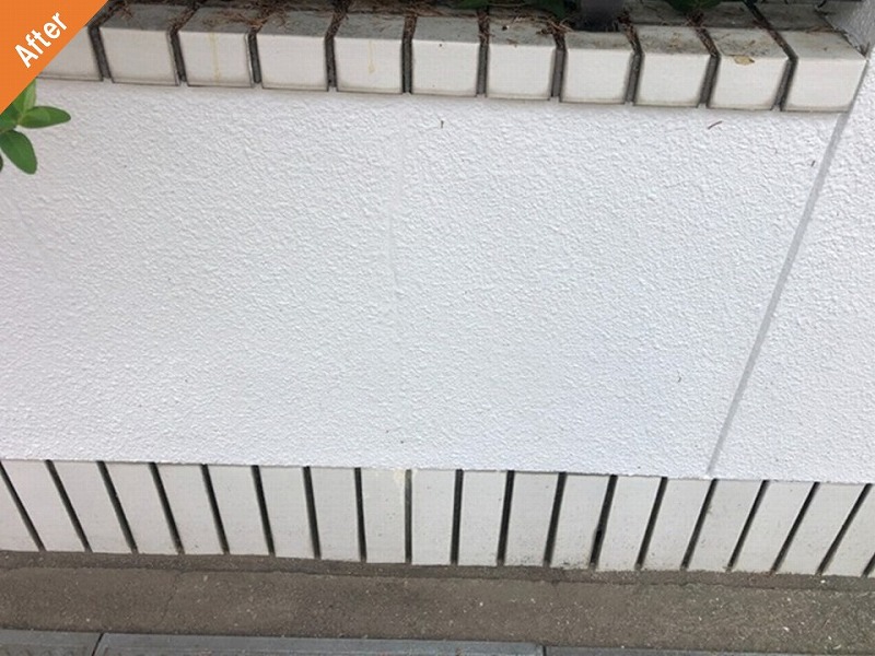 ひび割れ補修と塗装工事後の外塀