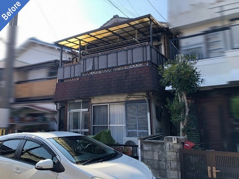 左官補修と外壁塗装前の戸建て住宅