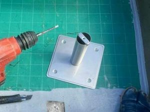 脱気筒取り付け（ウレタン防水工事）