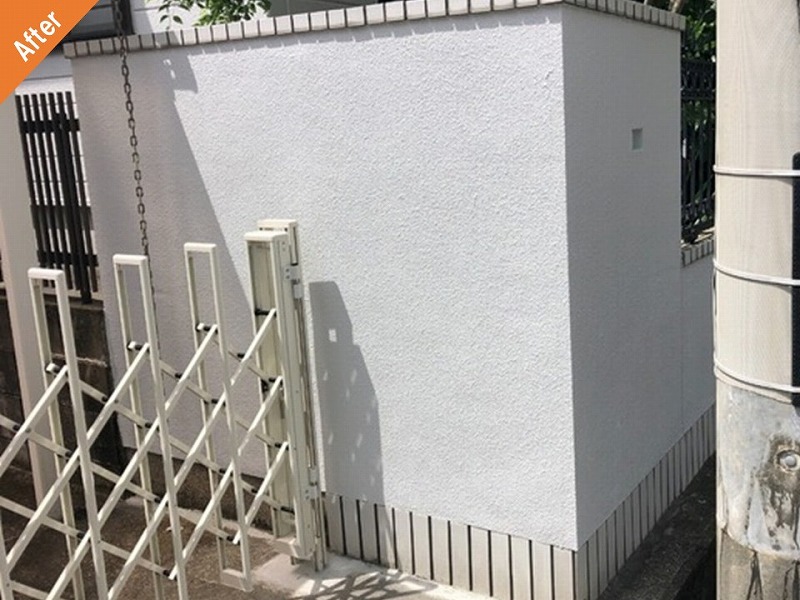 補修と塗装後の外塀