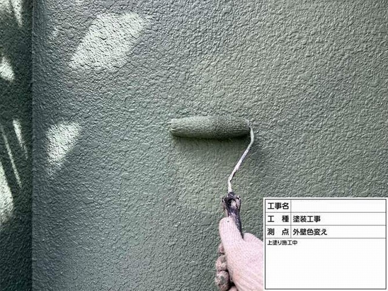 外壁の上塗り（RS-368）
