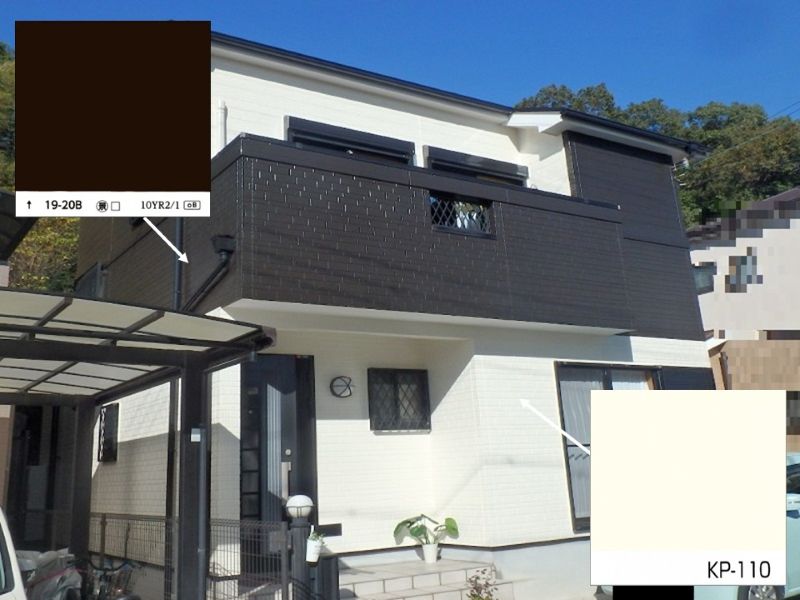 白ベースにベランダと2階側面に黒のアクセントカラーで仕上げた施工事の色