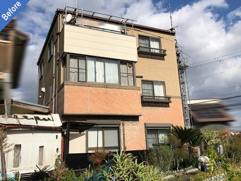 外壁塗装前の窯業系サイディングの戸建て住宅