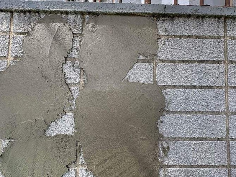 下地調整材で補修