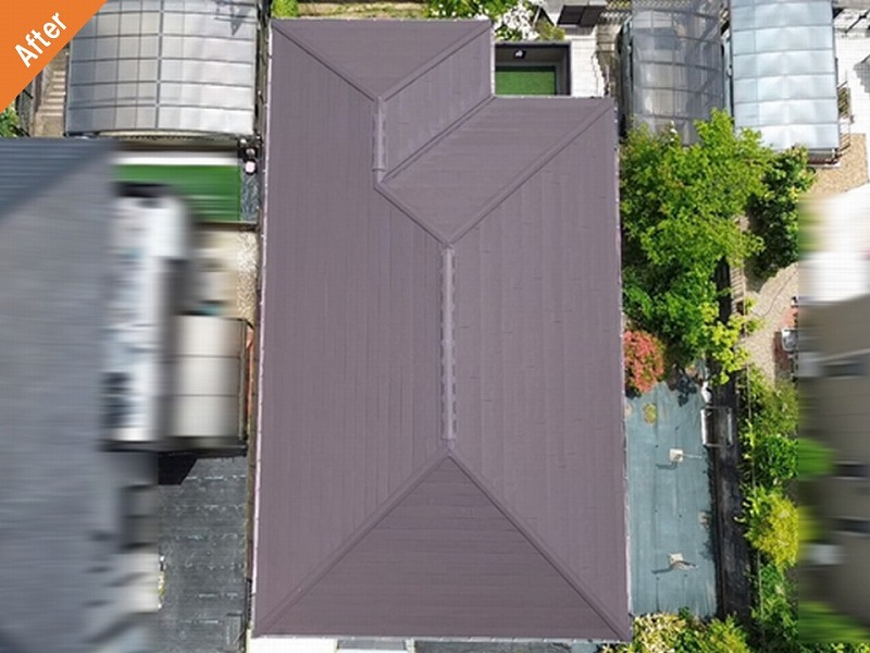 屋根カバー工法後のガルバリウム鋼板屋根
